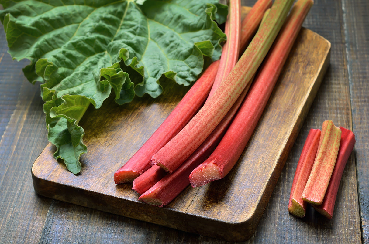Red Rhubarb & Lychee Candle